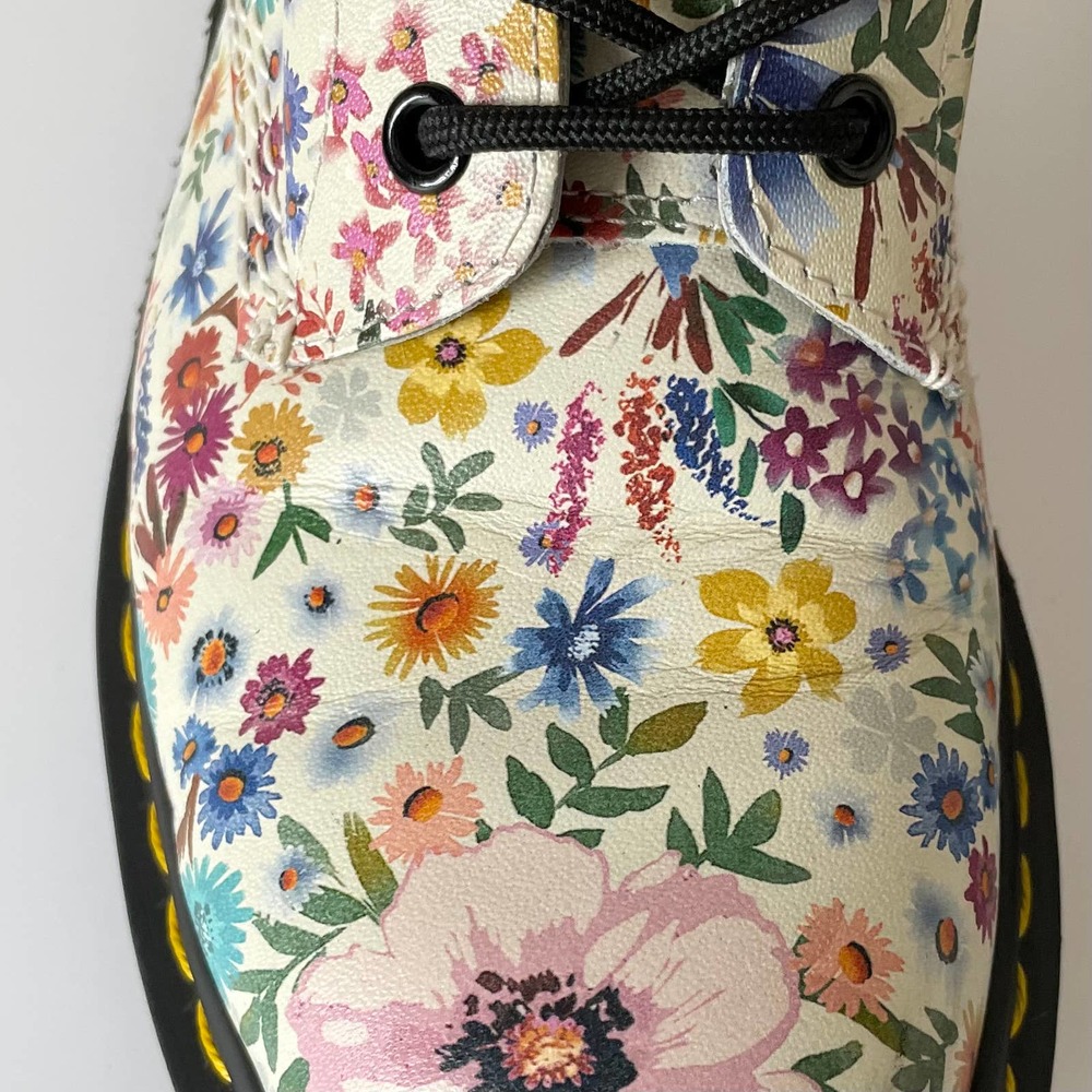 Dr. Martens White Floral 1460 Pascal WL Wanderlust Lace Up Boots US Women 9 - Picture 4 of 12